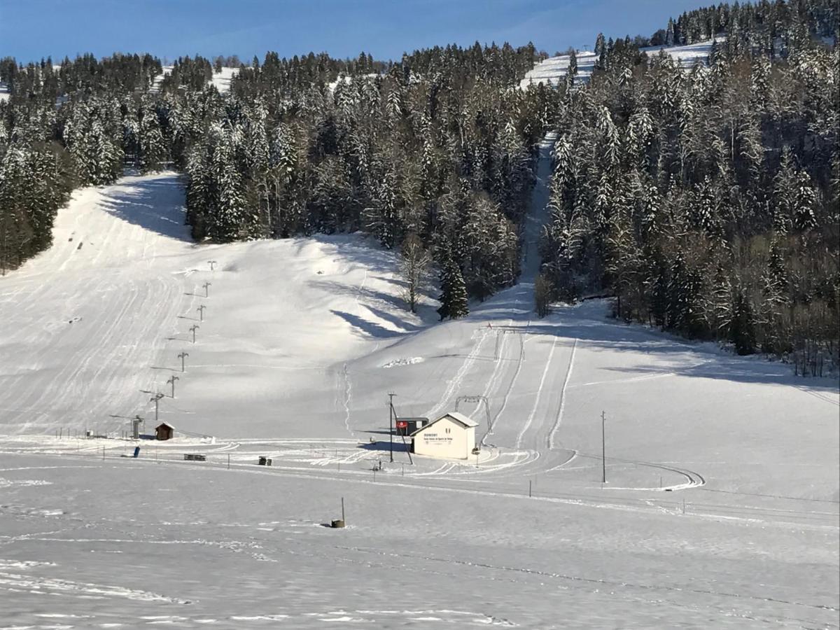 Bonne Auberge Les Bugnenets Le Paquier  Bagian luar foto